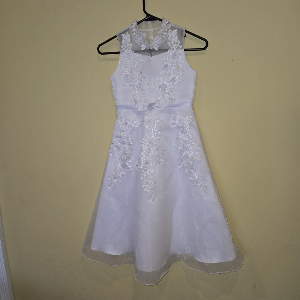 Bonnie Jean White Floral Embroidered Dress First Communion Flower Girl Dress